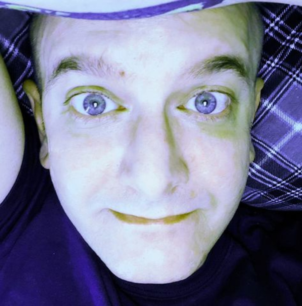 Meet your Posher, Daniel